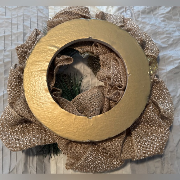 Elegant Holiday Wreath with Pinecones and Glitter Leaves and Burlap - Picture 3 of 3